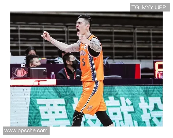 上海篮球队个人能力深度解析与球员发展之路探讨 上海篮球队个人能力深度解析与球员发展之路探讨