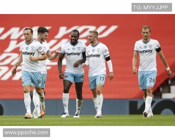 温布尔对阵西汉姆:英超激战再掀波澜球迷期待精彩对决 温布尔对阵西汉姆:英超激战再掀波澜球迷期待精彩对决