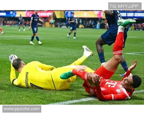 诺伊尔重伤缺席整个赛季拜仁迅速寻求德赫亚加盟救急 诺伊尔重伤缺席整个赛季拜仁迅速寻求德赫亚加盟救急