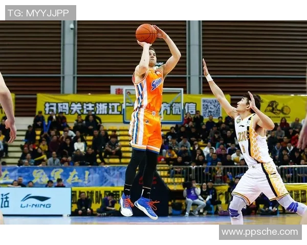 陈林坚的篮球之路：从青涩少年到CBA明星的奋斗历程与心路历程